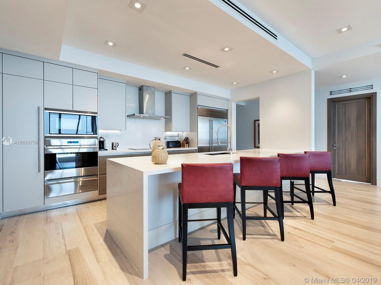 Квартира в Майами, США, 250 м2 - фото 10