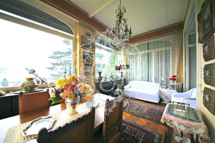 Вилла в Стрезе, Италия, 800 м2 - фото 1