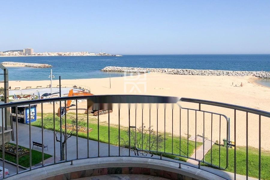 Апартаменты на Коста-Брава, Испания, 98 м2 - фото 1