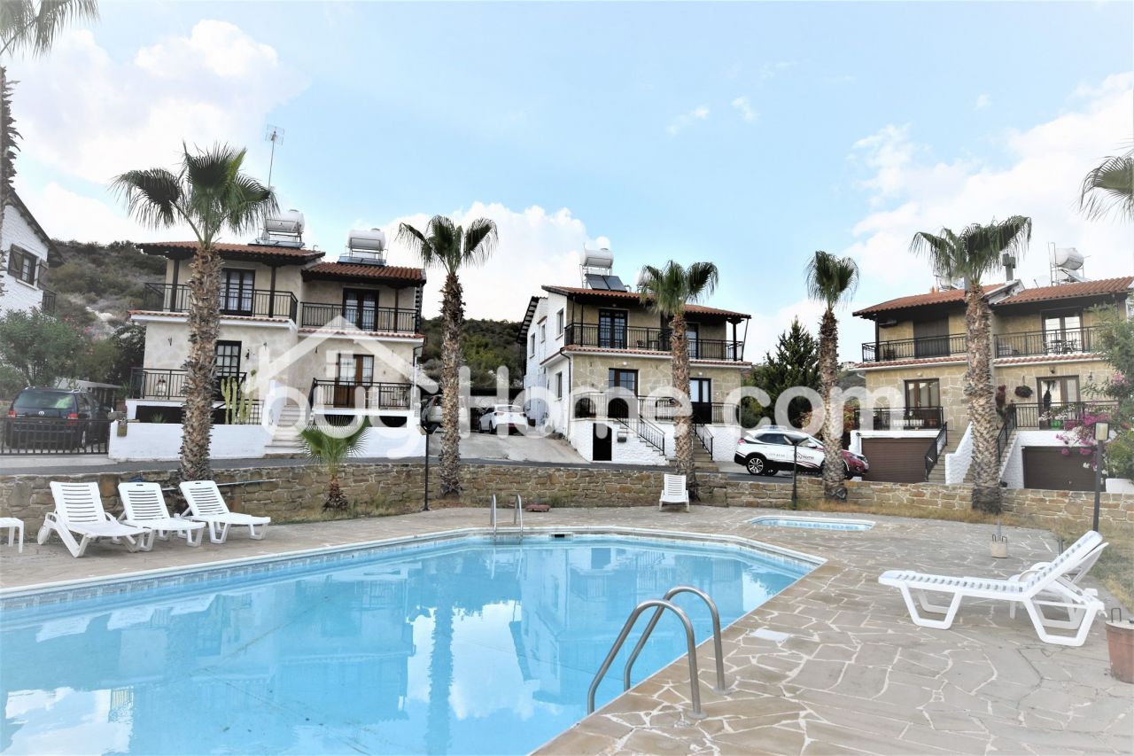 Дом в Ларнаке, Кипр, 100 м2 - фото 1