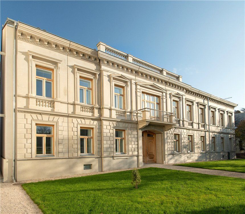 Особняк в Вене, Австрия, 955 м2 - фото 1
