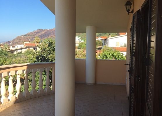 Вилла в Тропее, Италия, 180 м2 - фото 1