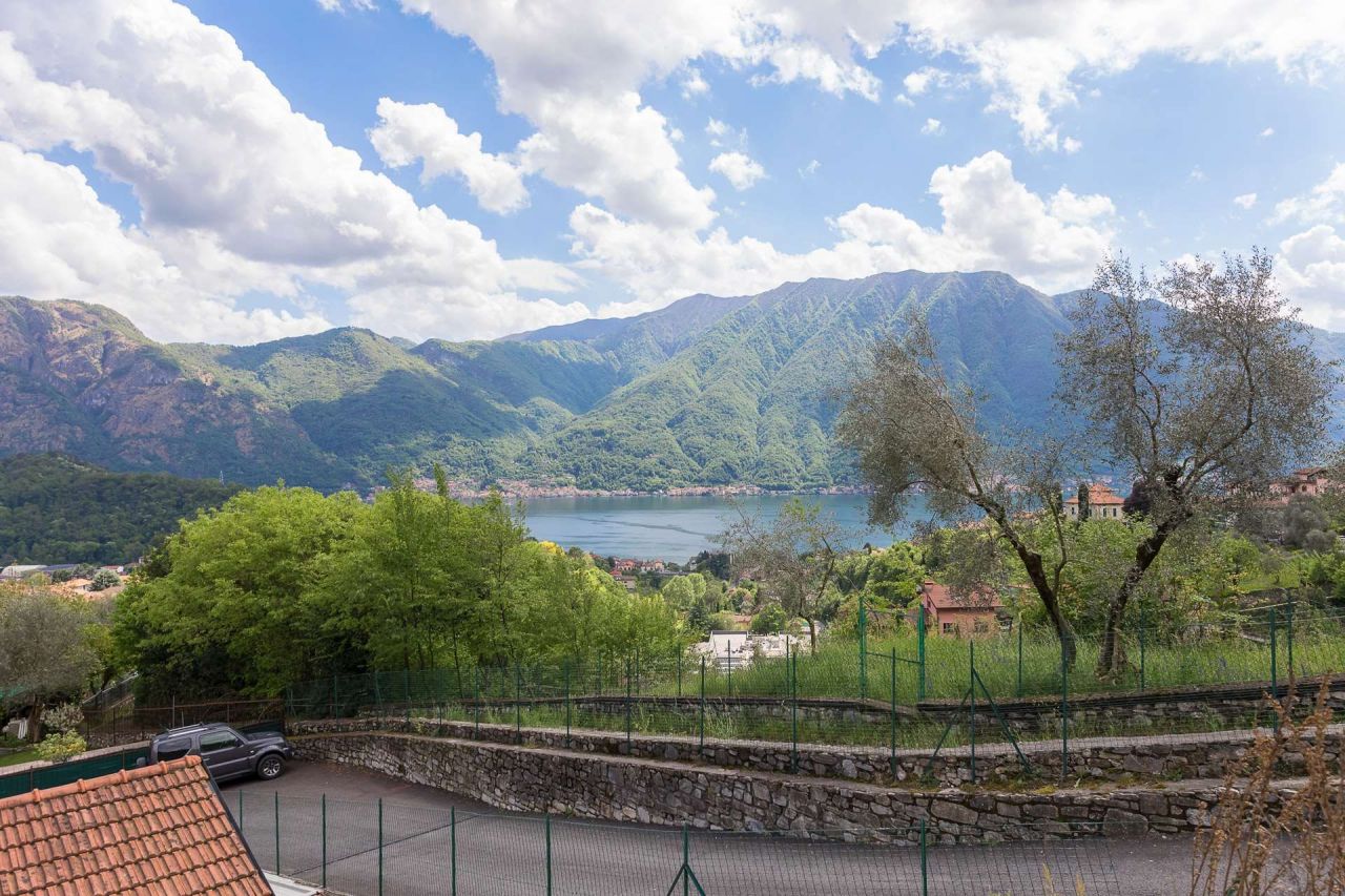 Вилла у озера Комо, Италия, 250 м2 - фото 4