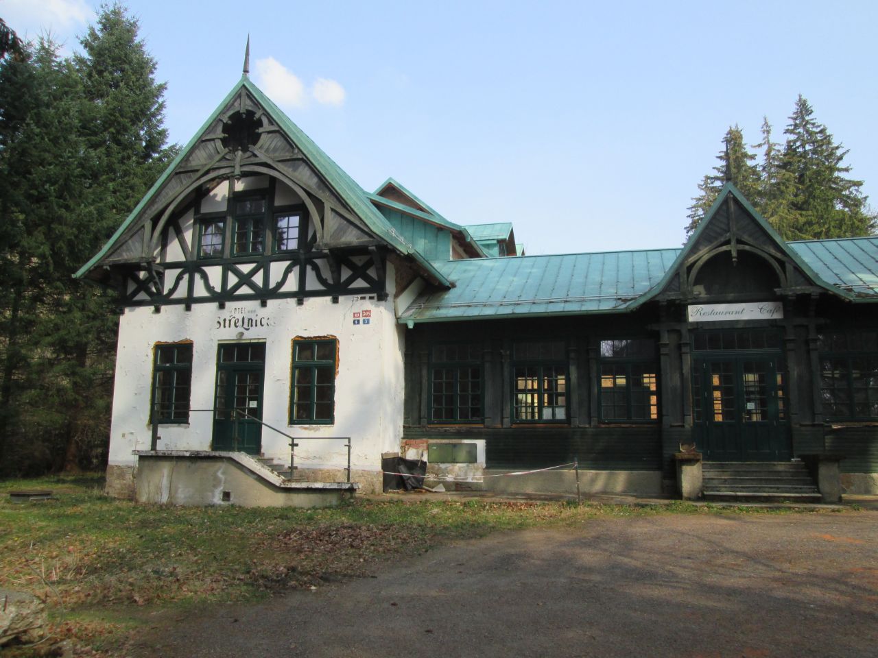 Отель, гостиница в Марианске-Лазне, Чехия, 2767 м2 - фото 1