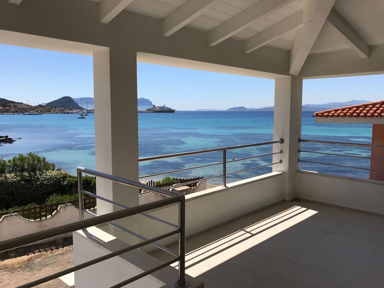 Апартаменты в Гольфо-Аранчи, Италия, 140 м2 - фото 1
