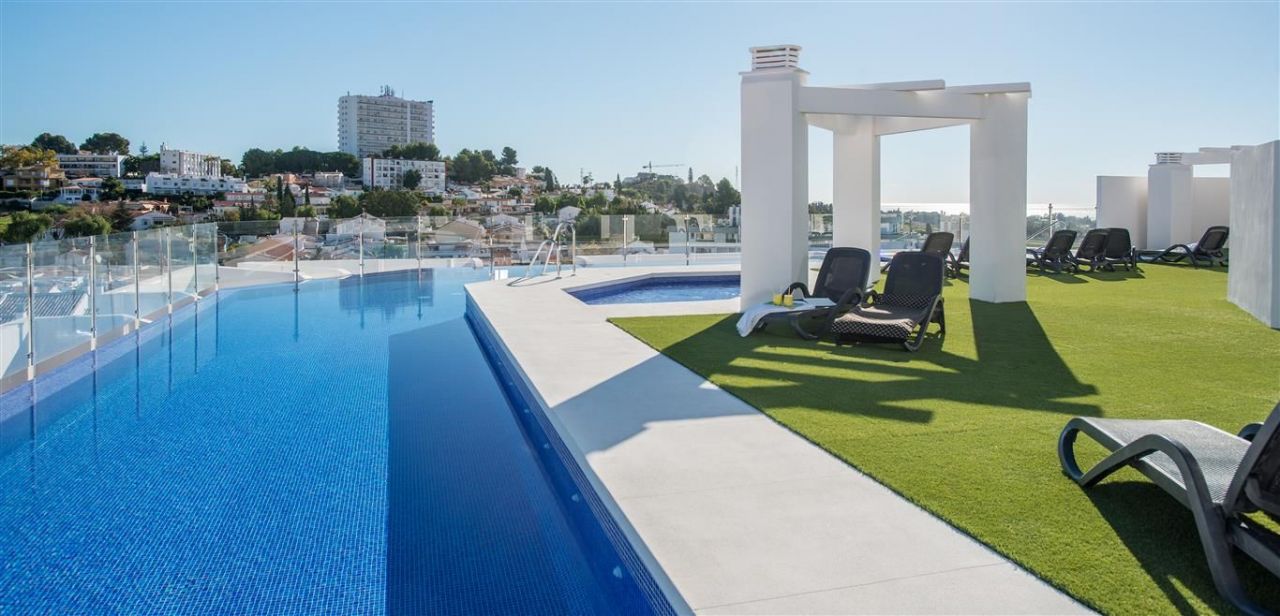 Апартаменты в Нуэва-Андалусии, Испания, 100 м2 - фото 1