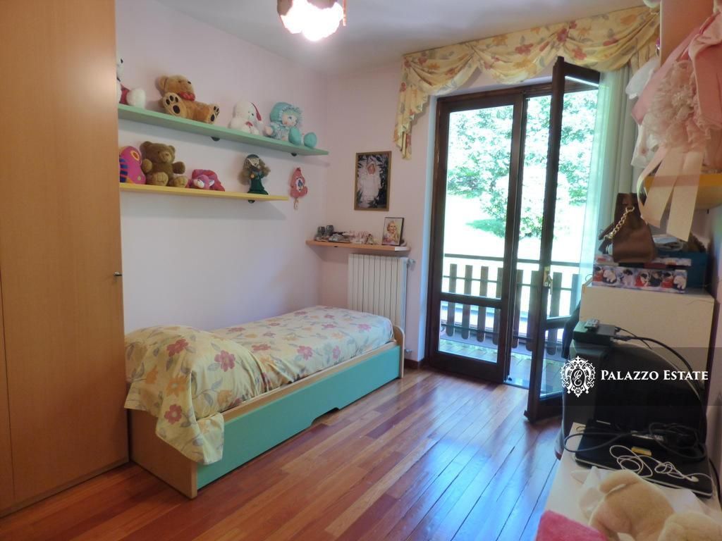 Вилла у озера Комо, Италия, 240 м2 - фото 8