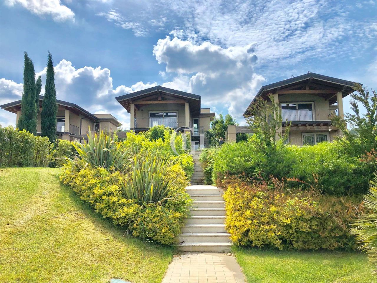 Вилла у озера Гарда, Италия, 180 м2 - фото 1