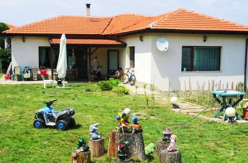 Дом в Варненской области, Болгария, 126 м2 - фото 1