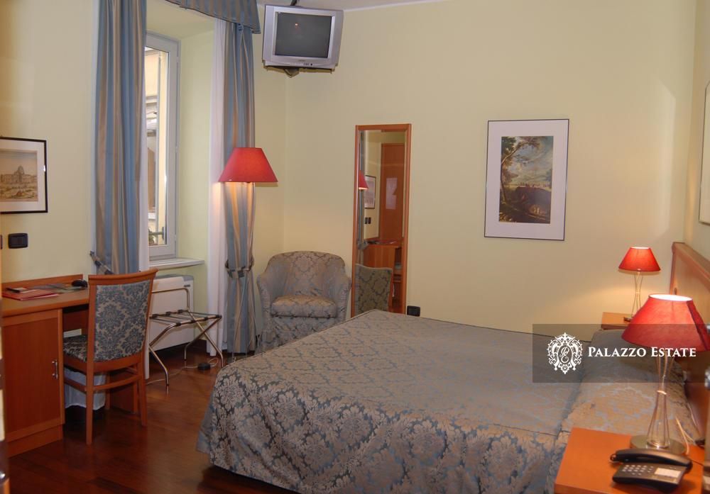 Отель, гостиница у озера Комо, Италия, 470 м2 - фото 6