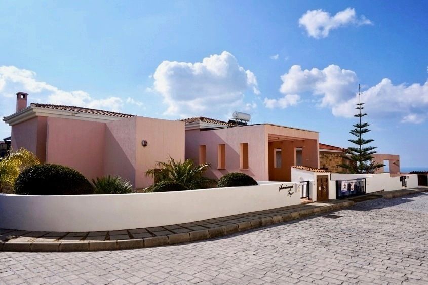 Вилла в Пафосе, Кипр, 246 м2 - фото 1