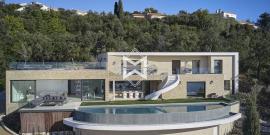 Продажа - Вилла Les Issambres. Фото