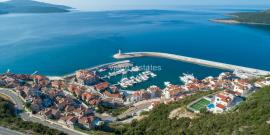 Лучшее ценовое предложение в Lustica Bay. Фото