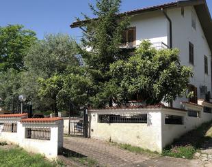 Дом за 160 000 евро в Лорето-Апрутино, Италия