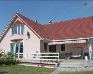 Дом за 189 000 евро в Веленце, Венгрия