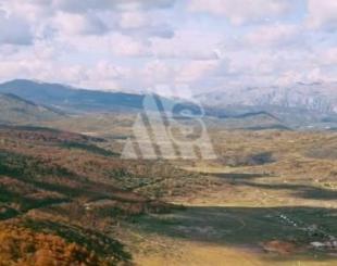 Земля за 150 000 евро на озере Пива, Черногория