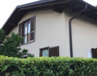Квартира за 280 000 евро в Граведоне, Италия