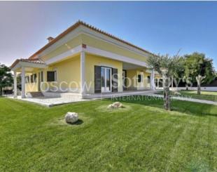 House in Palmela, Portugal (price on request)
