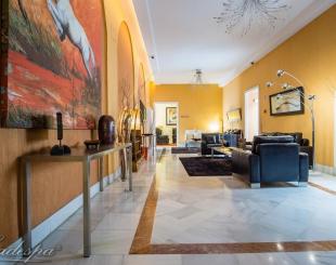 Отель, гостиница за 5 000 000 евро в Кадисе, Испания