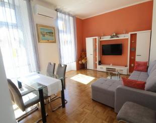 Квартира за 350 000 евро в Пиране, Словения