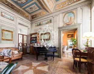 Квартира за 1 100 000 евро в Сполето, Италия