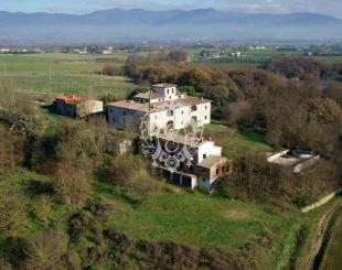 Дом за 2 500 000 евро в Кастильон-Фиорентино, Италия