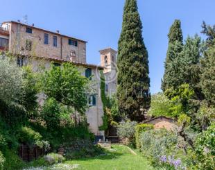 Апартаменты за 650 000 евро в Четоне, Италия