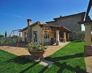Дом за 950 000 евро в Синалунге, Италия