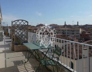 Flat in Venice, Italy (price on request)