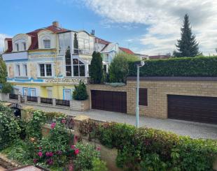 Коммерческая недвижимость за 3 460 015 евро в Праге, Чехия