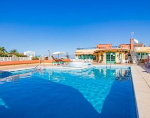 Отель, гостиница за 3 300 000 евро в Пуэрто-де-ла-Крус, Испания