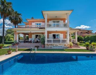 Villa for 1 900 000 euro in Llucmayor, Spain
