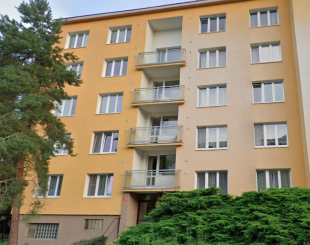 Commercial apartment building for 3 800 000 euro in Prague, Czech Republic