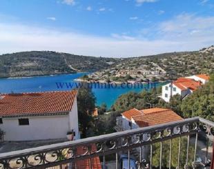 Villa for 1 280 000 euro in Trogir, Croatia