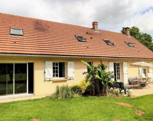 Дом за 299 000 евро в Паси-сюр-Эре, Франция