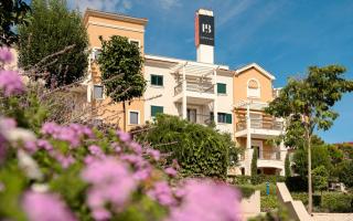 Apartment for 215 000 euro in Tivat, Montenegro