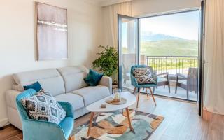 Apartment for 284 000 euro in Tivat, Montenegro