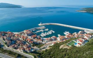 Апартаменты за 638 500 евро в Тивате, Черногория