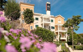 Апартаменты за 466 500 евро в Тивате, Черногория