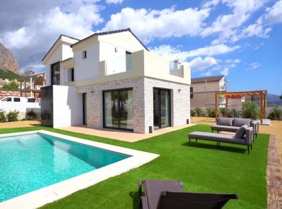 Villa for 343 200 euro in Polop de la Marina, Spain
