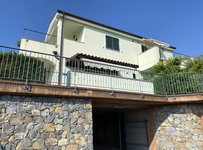 Квартира за 185 000 евро в Сан-Бартоломео-аль-Маре, Италия