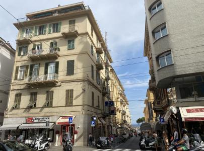 Квартира за 450 000 евро в Сан-Ремо, Италия