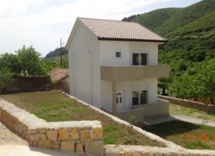 Дом за 130 000 евро в Улцине, Черногория
