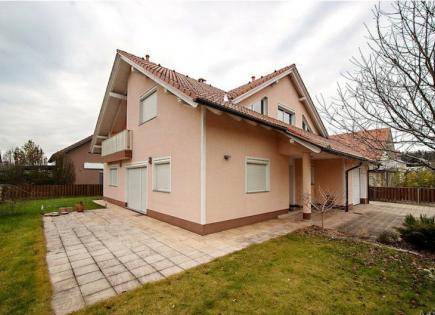 Дом за 370 000 евро в Водице, Словения