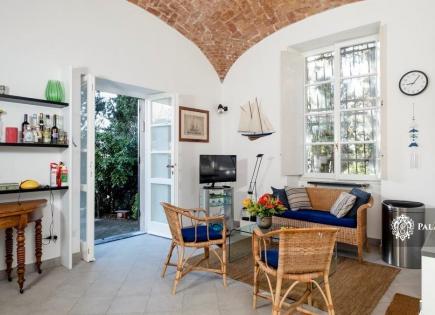 Апартаменты за 449 000 евро в Сестри-Леванте, Италия