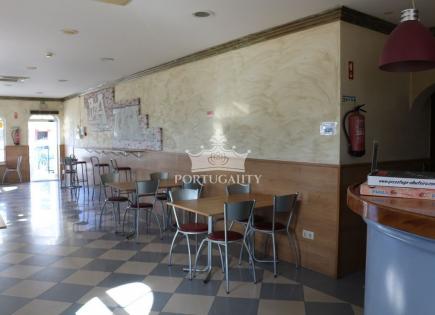 Кафе, ресторан за 199 000 евро в Албуфейре, Португалия
