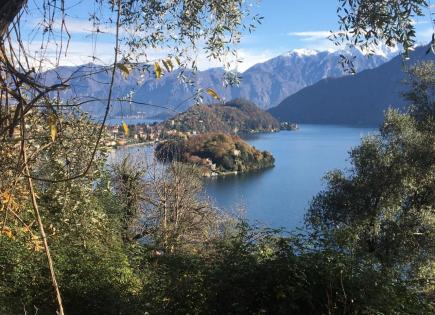 Земля за 1 050 000 евро у озера Комо, Италия