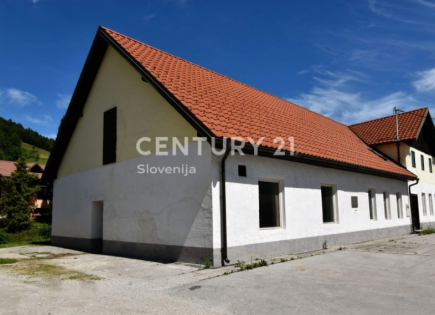Дом за 450 000 евро в Зрече, Словения