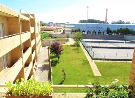 Penthouse for 375 000 euro in Vila Nova de Gaia, Portugal