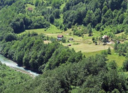 Land for 170 000 euro in Mojkovac, Montenegro